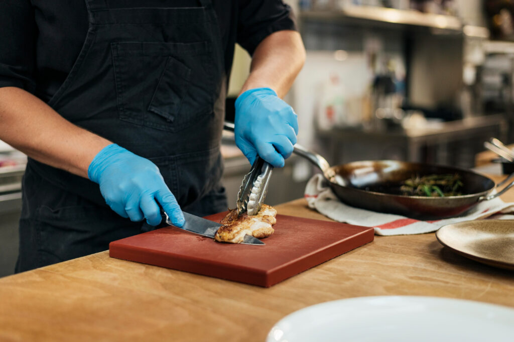 Clean and professional catering setup with fresh, high-quality dishes at an Abu Dhabi event